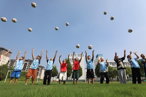 美因茨新帅费希尔确认主力阿米里因肌肉伤病缺席，伤情无大碍