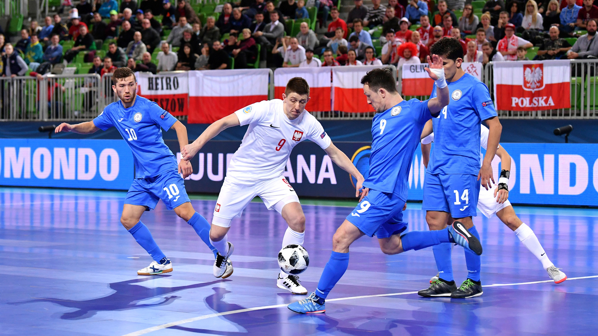 经纪人：我的话完全被断章取义了；孔蒂就像洛博特卡的父亲