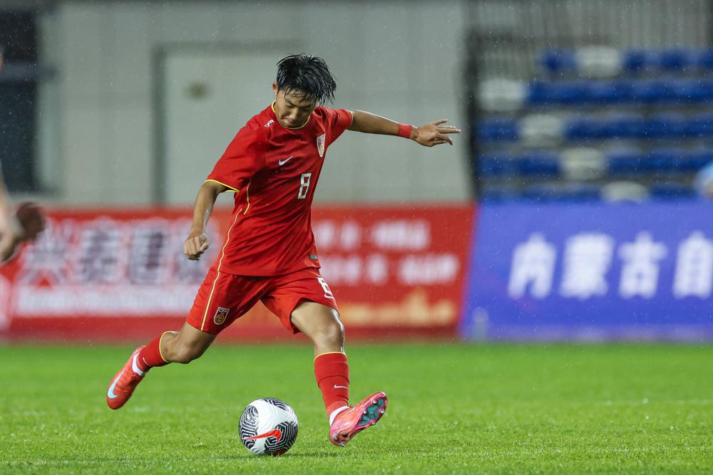 这队的高位逼抢太窒息了